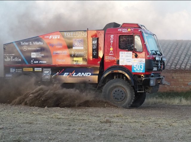 DT Spare Parts patrocinó el Epsilon Team Truck en el Rally Baja Aragón 2018